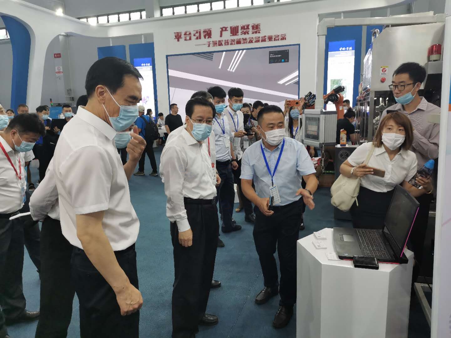 制博会即将落幕，华体会网精彩继续(图2)